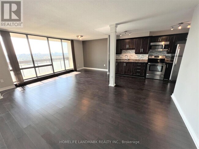 Building Photo - 350-350 Seneca Hill Dr