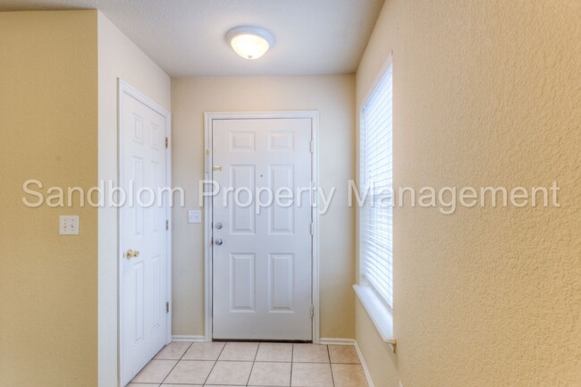 Foto del edificio - For Lease | Sand Springs | $1125 Rent | Av...