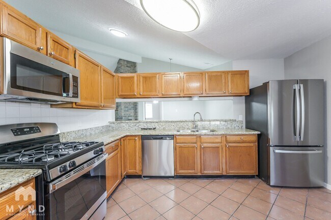 Building Photo - 3218 Sedgeborough Cir