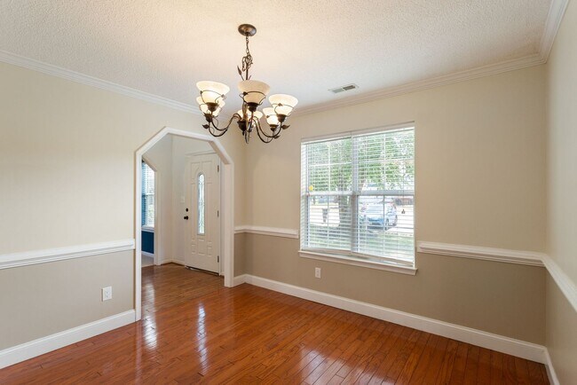 Building Photo - 5 East Pinto Ct, Hampton, Va, 23666