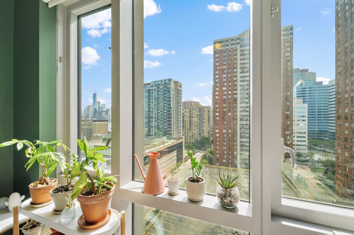 Foto principal - 75 Park Ln S