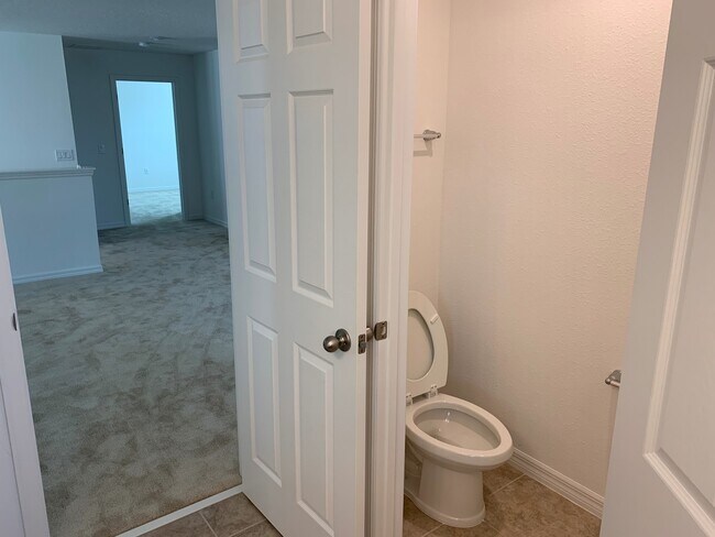 Foto del edificio - Spacious 4 Bedroom House - Oakland Trails