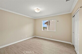 Building Photo - 25052 Pathway Dr