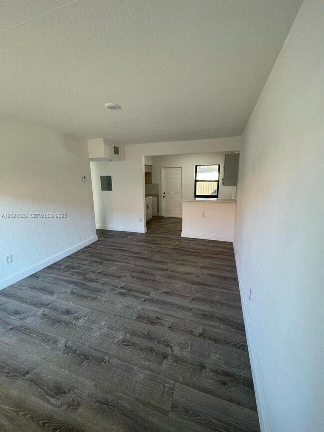 Foto del edificio - 7360 SW 21st St
