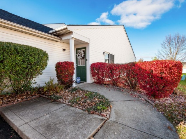 Building Photo - 4680 Athalia Dr