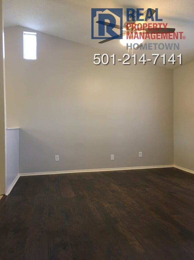 Building Photo - 134 Lonsdale Cir