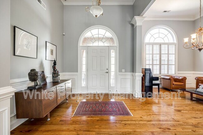 Foto del edificio - 1126 Blowing Rock Cove