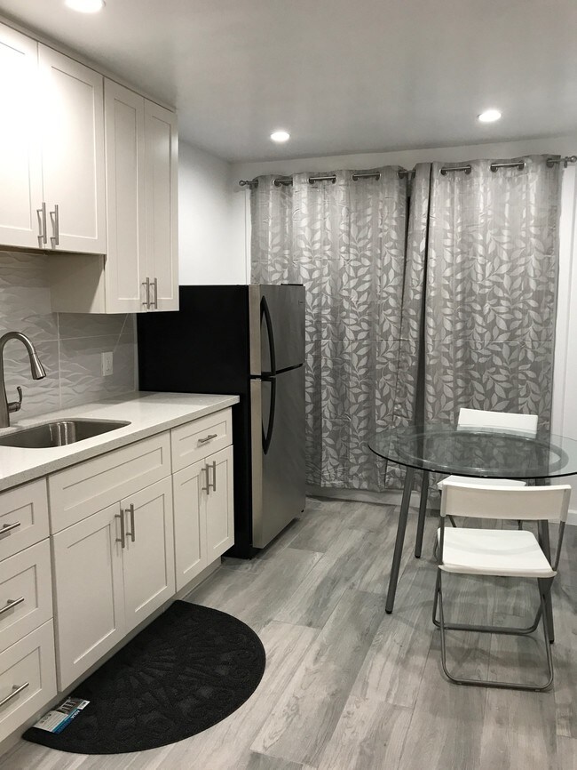 Foto del edificio - 1272 Broadway
