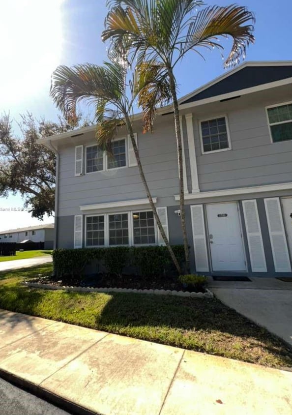 Foto principal - 1799 SW 81st Ter