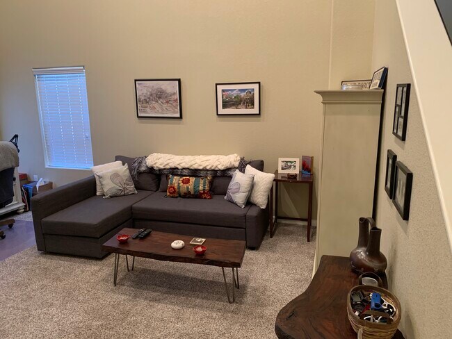 Sala de estar - 5621 Shamrock Heights