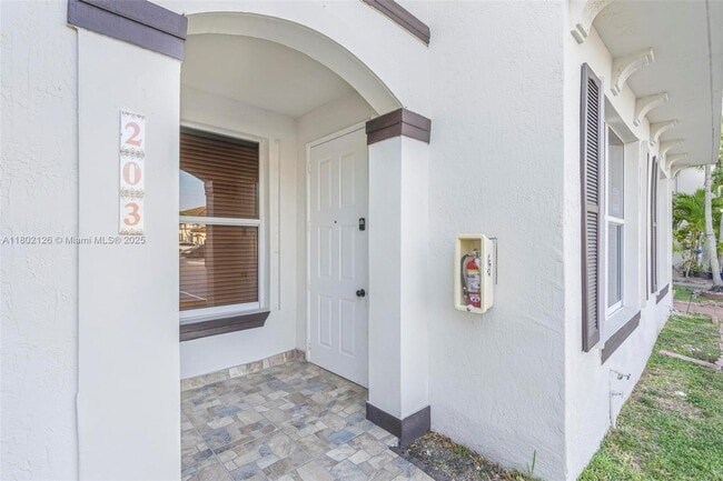 Building Photo - 8535 SW 152nd Ave