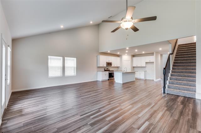 Foto del edificio - 3308 Kingsdown Dr