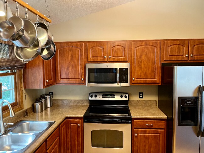 Foto del edificio - 17604 Lorence Way