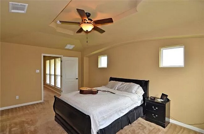 Building Photo - 312 Swenson Dr