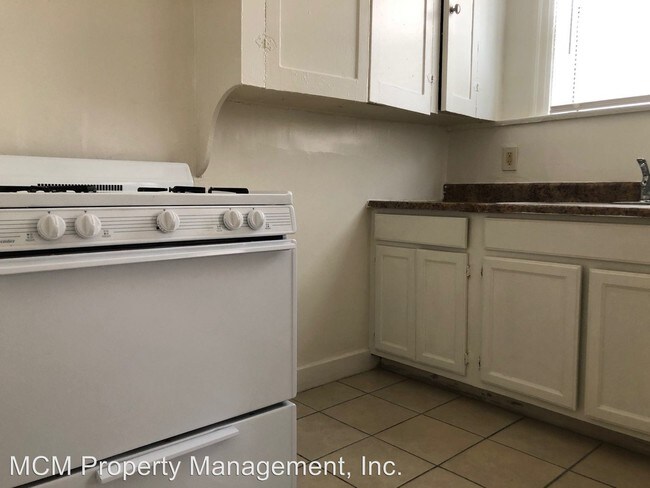Building Photo - 3065 Leeward Ave