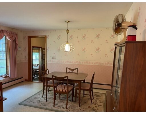 Foto del edificio - 284 Hampshire Rd