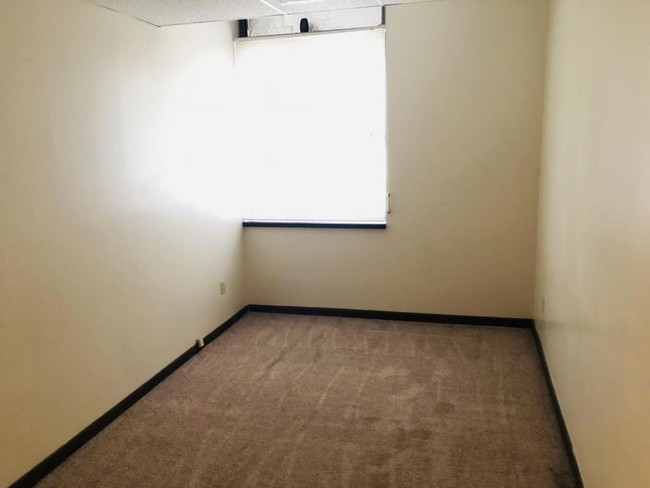 Foto del edificio - 1261 Parkway Ave unit 34