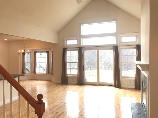 Building Photo - 644 Osgood Hill Rd