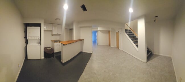 Building Photo - 320 Harry S Truman Dr