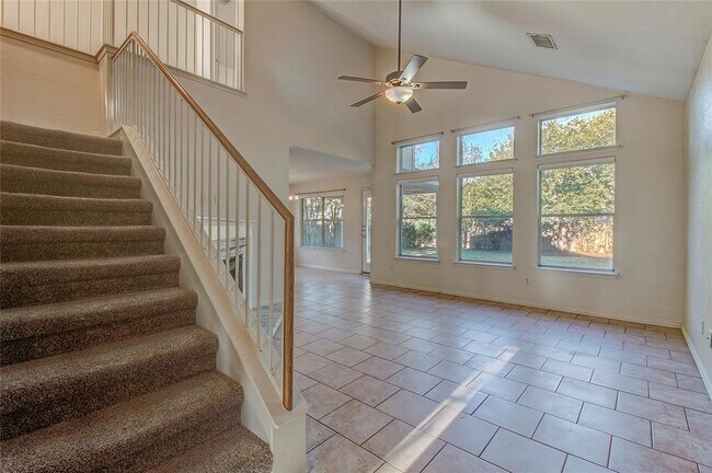 Building Photo - 17508 Dell City Dr