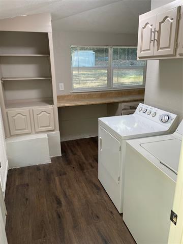Building Photo - 9337 Heron Dr