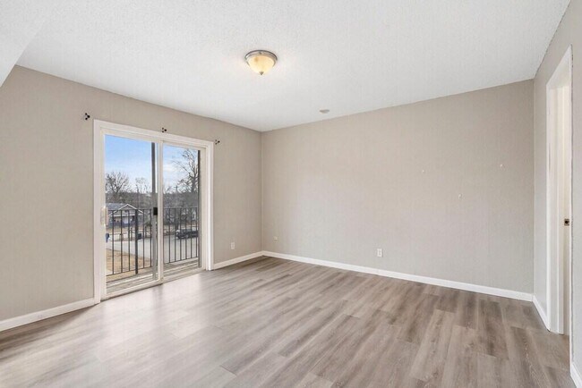 Foto del edificio - 865 S Douglas Ave