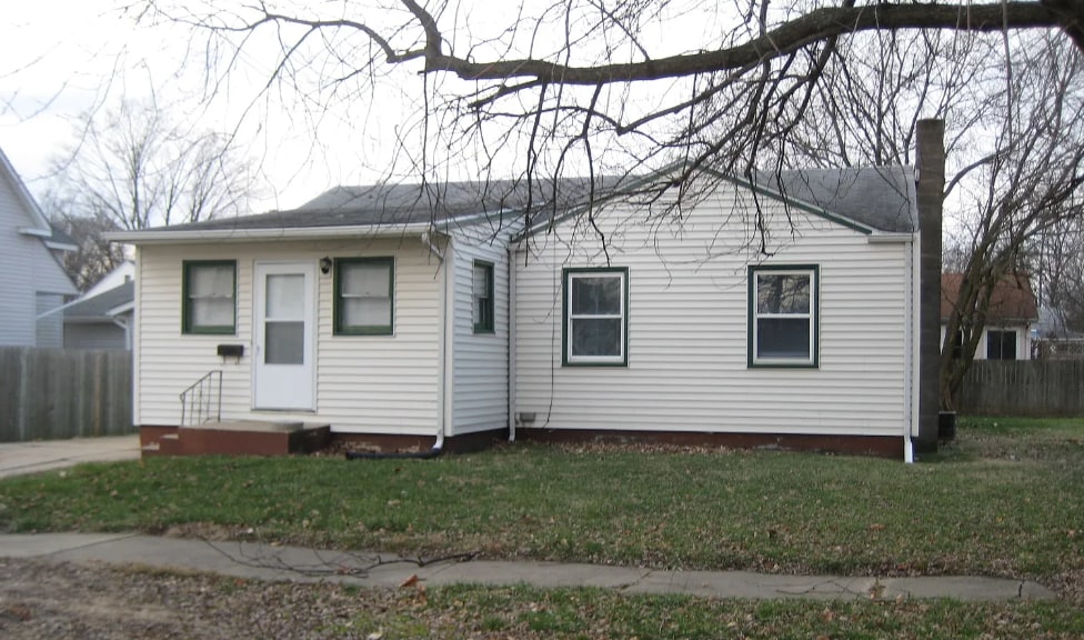 Primary Photo - 11 N Seymour St