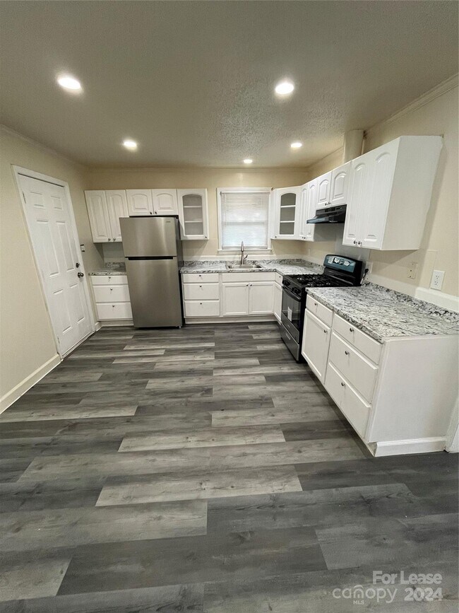 Foto del edificio - 5637 Coulee Pl