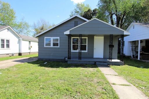 Building Photo - 1414 E. Elk St.