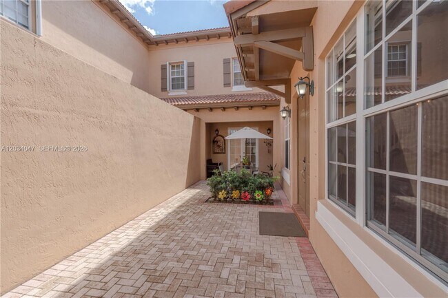 Foto del edificio - 623 SW 146th Terrace