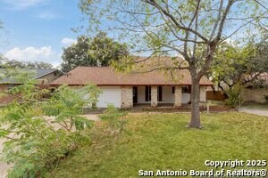 Foto del edificio - 14115 Moss Farm St