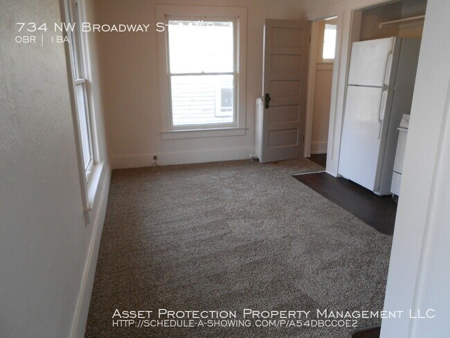 Foto del edificio - 734 NW Broadway St