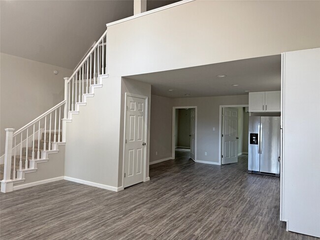 Building Photo - 220 St Croix Dr