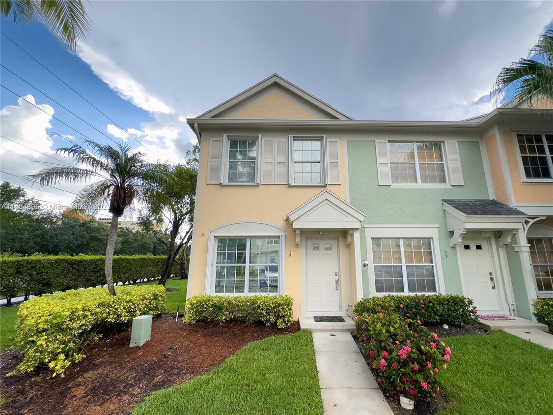 Primary Photo - 55 Truman Dr