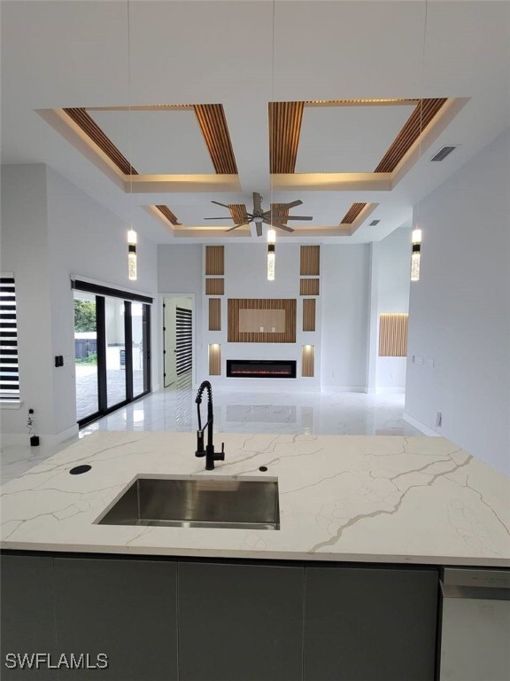Foto del edificio - 327 NE 9th Terrace