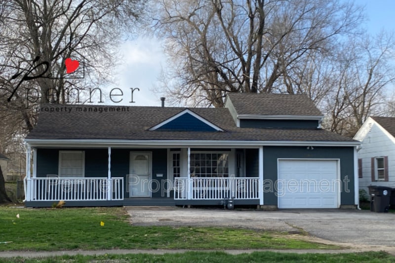 207 W North Ave, Belton, MO 64012 House Rental in Belton, MO