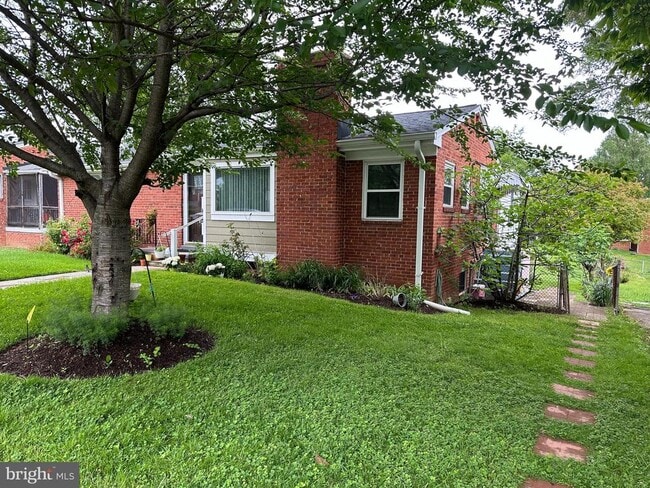 Foto del edificio - 2621 N Sycamore St
