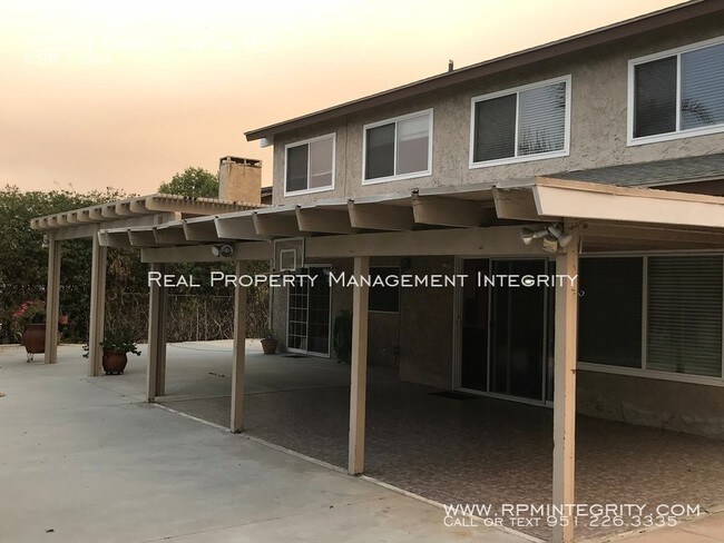 Foto del edificio - Horse property with a Beautiful Home for You!