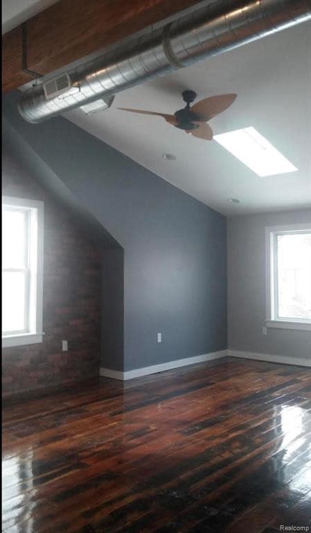 Building Photo - 1030 Mohawk Ave
