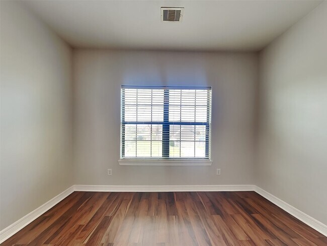 Foto del edificio - 4202 Alvin St