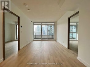 Building Photo - 38 Widmer St