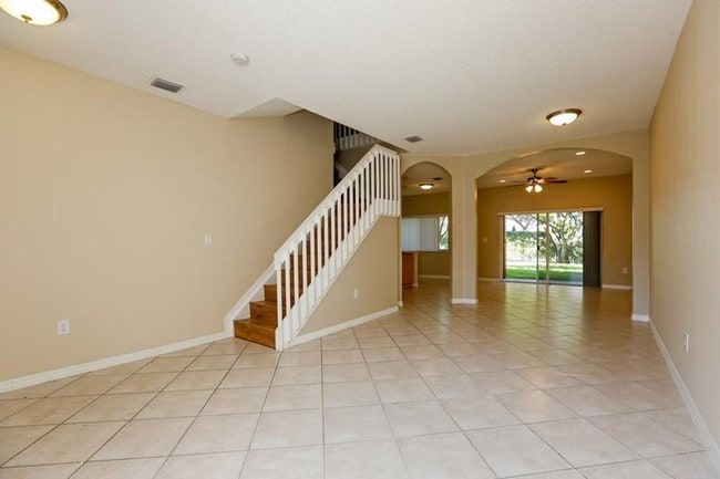 Building Photo - 2030 SW 104th Ave