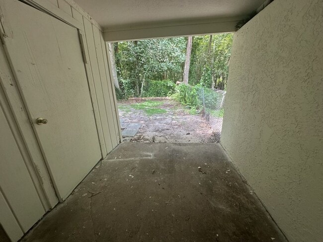 Building Photo - Charming 1/2 duplex in the heart of Orlando
