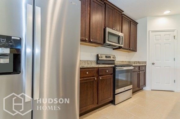 Foto del edificio - NEW CONSTRUCTION! 4018 Serene Water, Eusti...