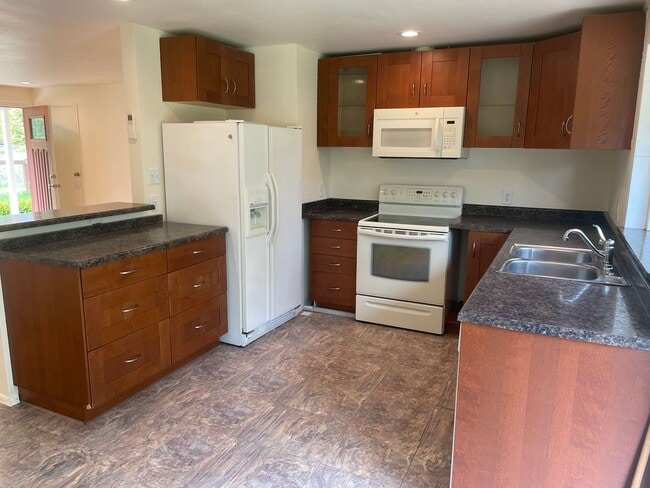 Foto del edificio - Private Langley Home Only Minutes From Downtown!