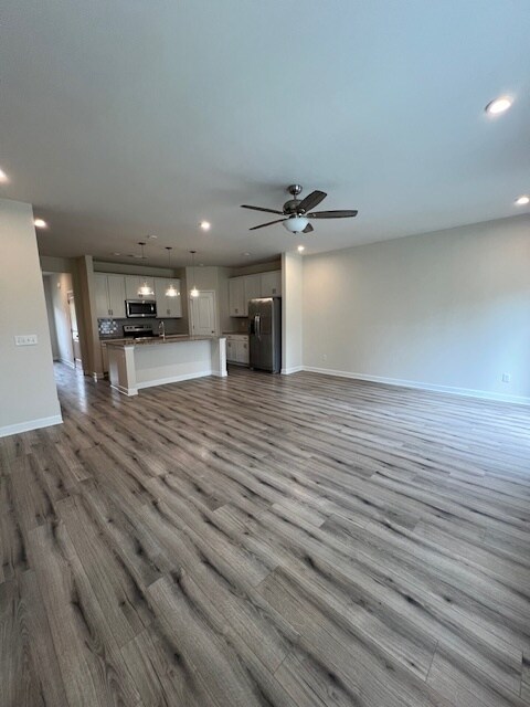 Foto del edificio - 544 Becks Pl