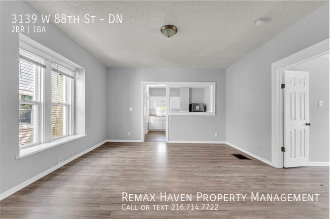 Building Photo - 3139 W 88th St