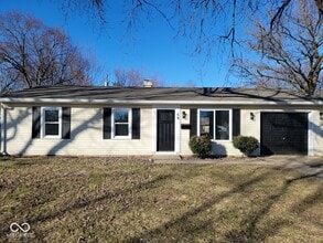Building Photo - 48 Southlane Dr