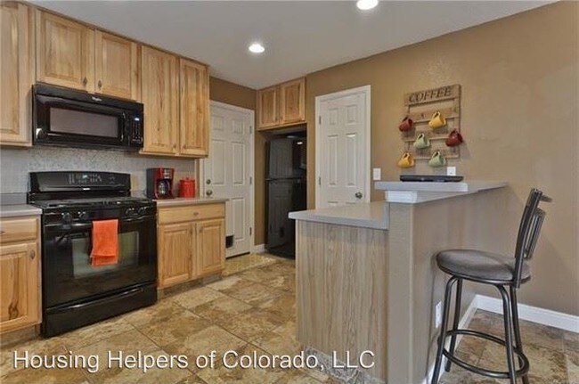 Building Photo - 3 br, 2 bath House - 10449 Lower Ridge Road
