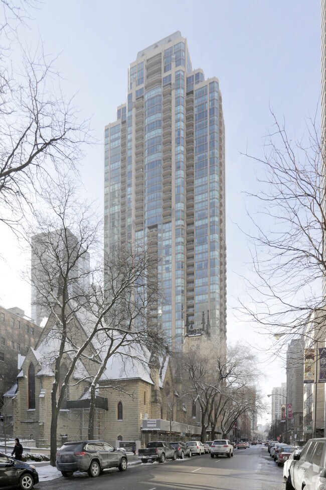 The Pinnacle Apartments Chicago, IL